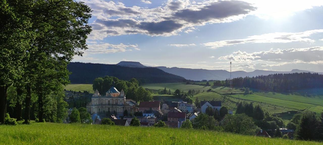 Willa Zielona Roza Wambierzyce Zewnętrze zdjęcie